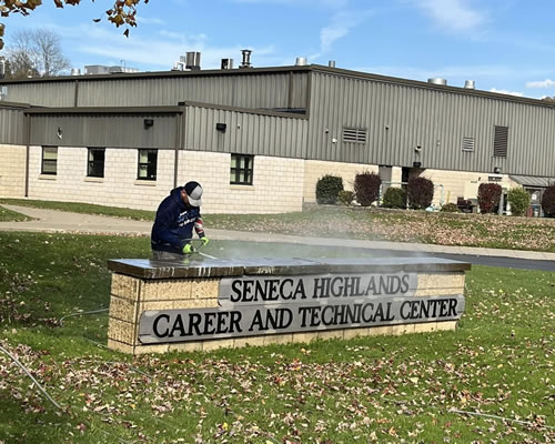 Commercial Pressure Washing